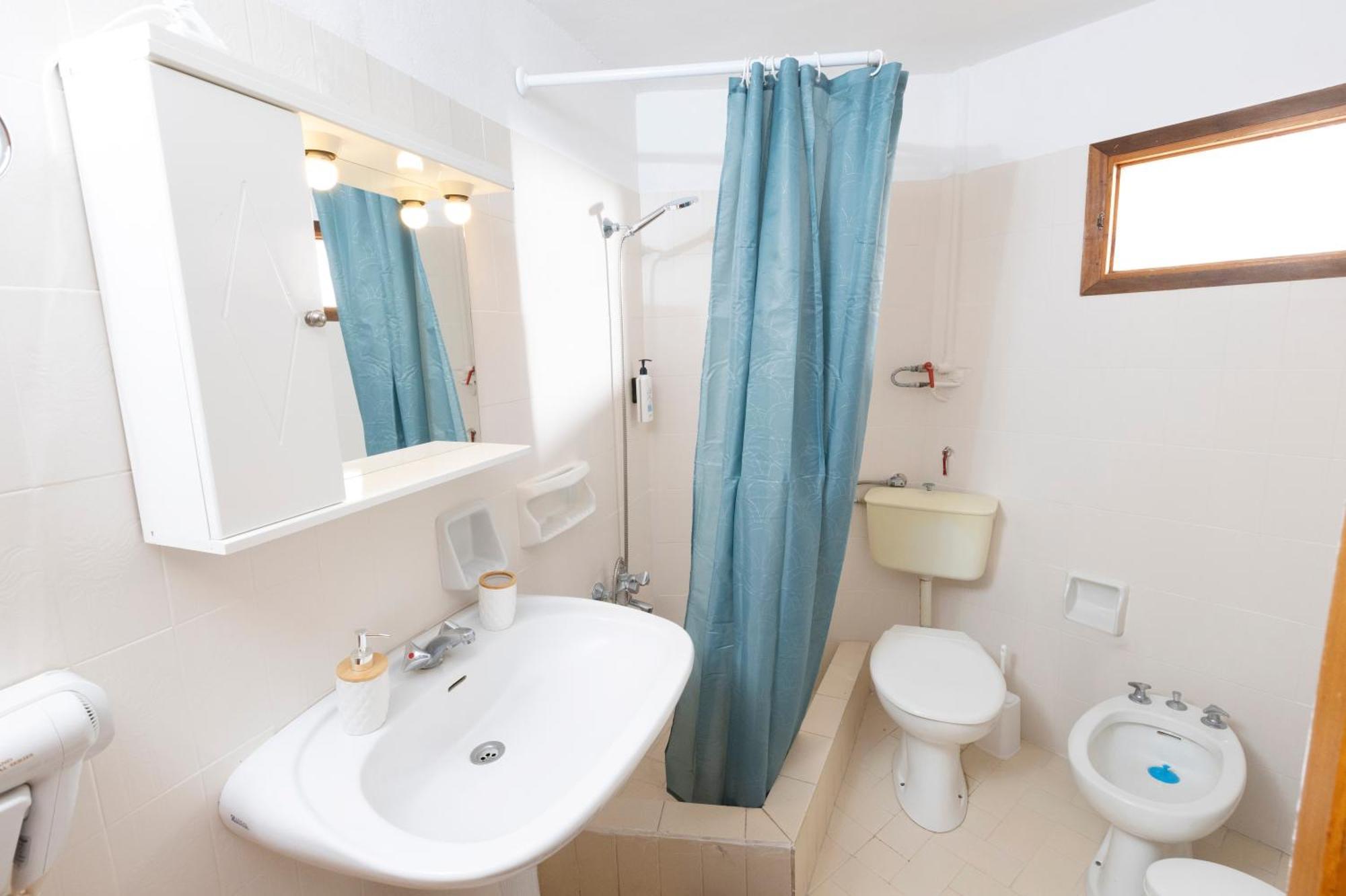 Oelia Rooms & Apartments Agia Marina  Dış mekan fotoğraf