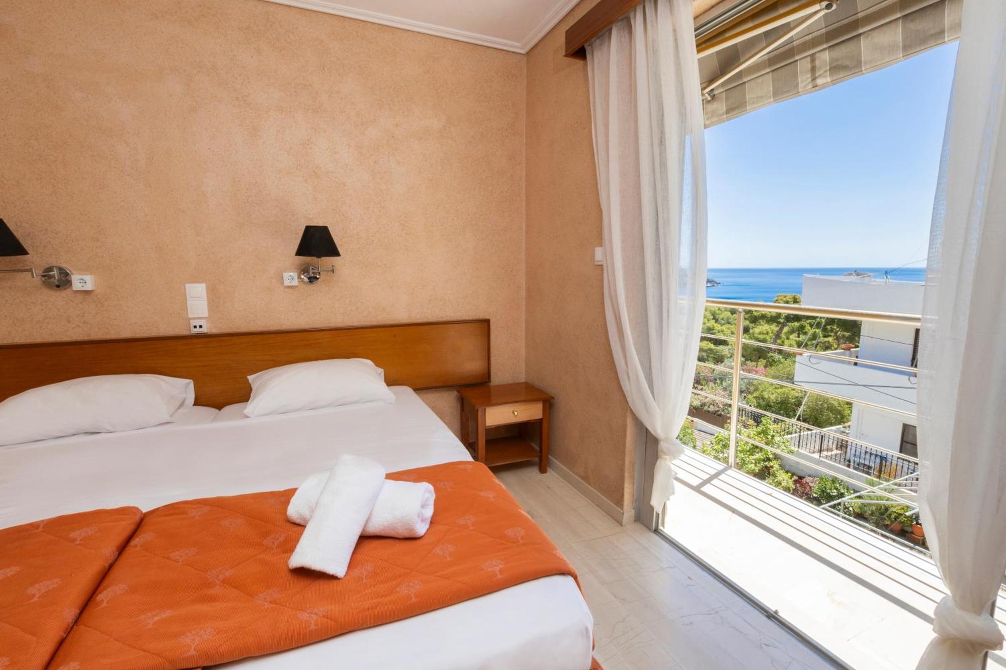 Oelia Rooms & Apartments Agia Marina  Dış mekan fotoğraf