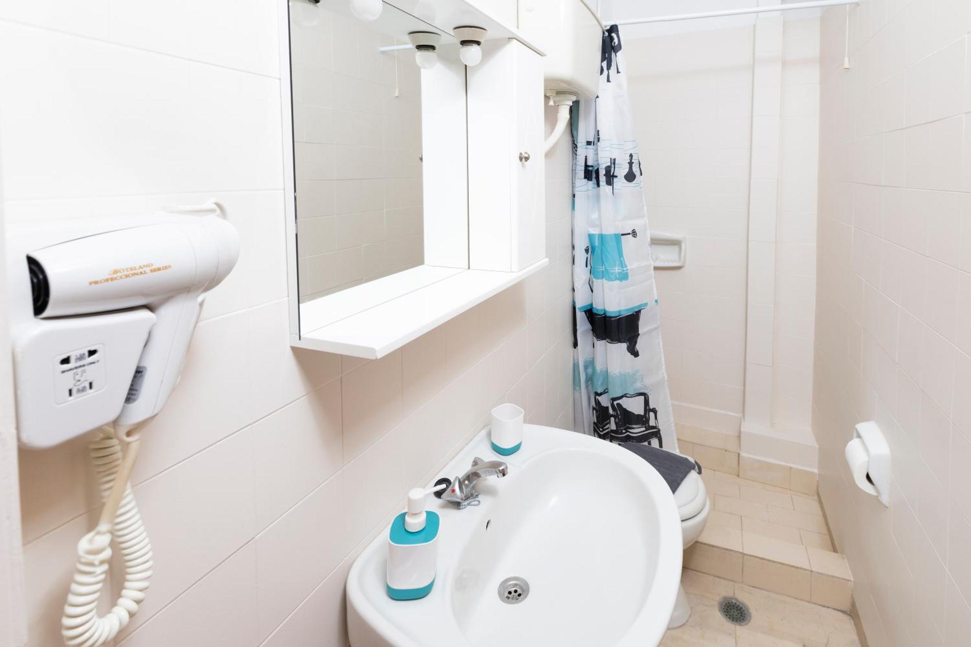 Oelia Rooms & Apartments Agia Marina  Dış mekan fotoğraf