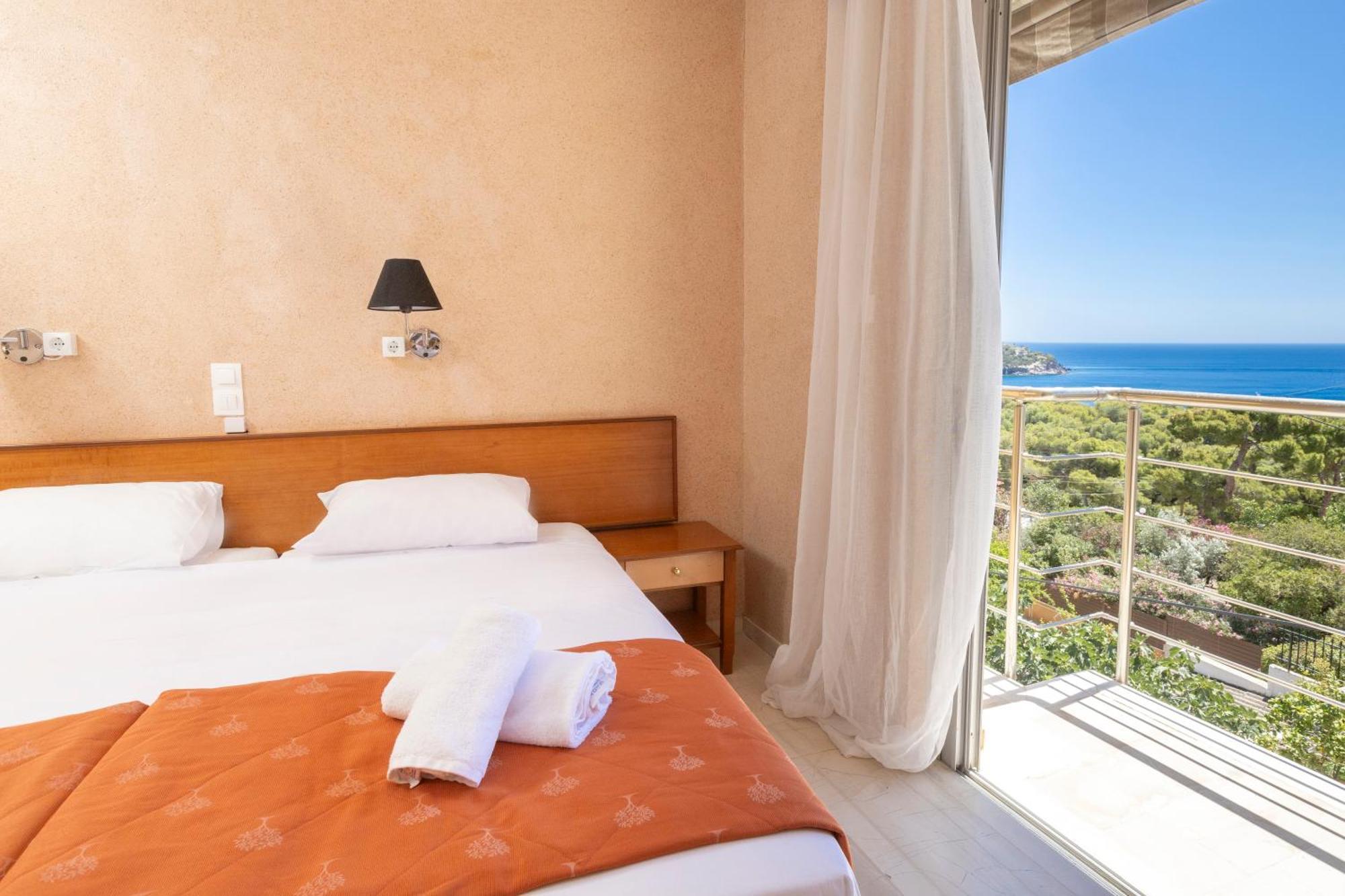 Oelia Rooms & Apartments Agia Marina  Dış mekan fotoğraf